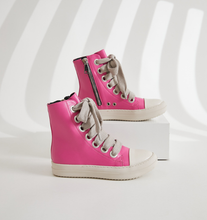 Load image into Gallery viewer, Fashion High Top Shoes with Box