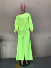 Load image into Gallery viewer, Round Neckline 2 PCs Set