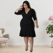 Load image into Gallery viewer, Plus Size V Neck Dress