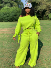 Load image into Gallery viewer, Round Neckline 2 PCs Set