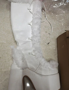 Women Furry Boots  $38-39