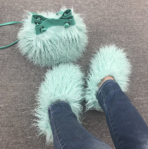 Women Fashion Furry Slides with Bag Set