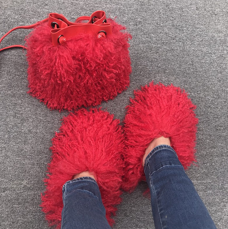 Women Fashion Furry Slides with Bag Set