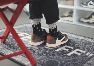 AJ1 Dripping Socks