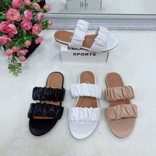 Load image into Gallery viewer, Scrunchie Band Slipper
