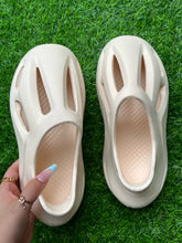 Load image into Gallery viewer, Summer Beach Shoes
