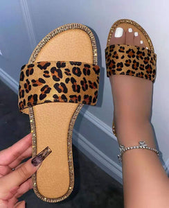 Leopard Slipper