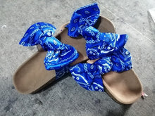 Load image into Gallery viewer, Double bowknot Bandana slipper
