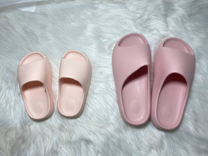 Kids Yeezy Slides