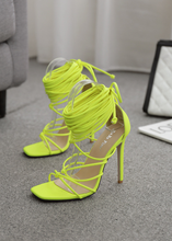 Load image into Gallery viewer, Women Lace Up Roman Heels
