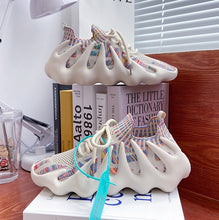 Load image into Gallery viewer, Fashion Yeezy Shoes No Box
