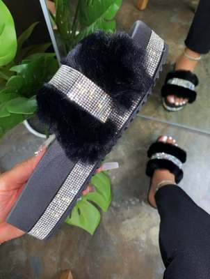 Diamond  fur slipper