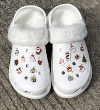 Load image into Gallery viewer, Crocs Shoes with Fur
